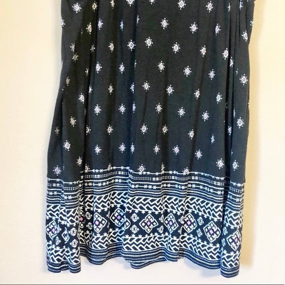 Old Navy Patterned Tank Top - Picture 3 of 6